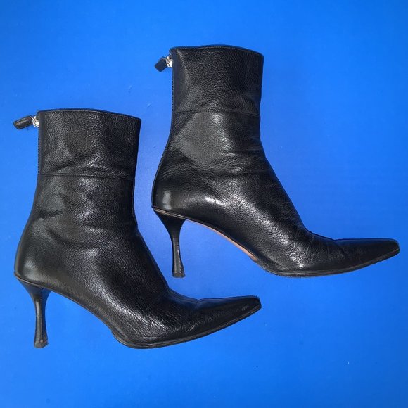 GUCCI Black 115159 Leather Zip Back Pointed Toe Ankle Boots Size 6B - Picture 1 of 5